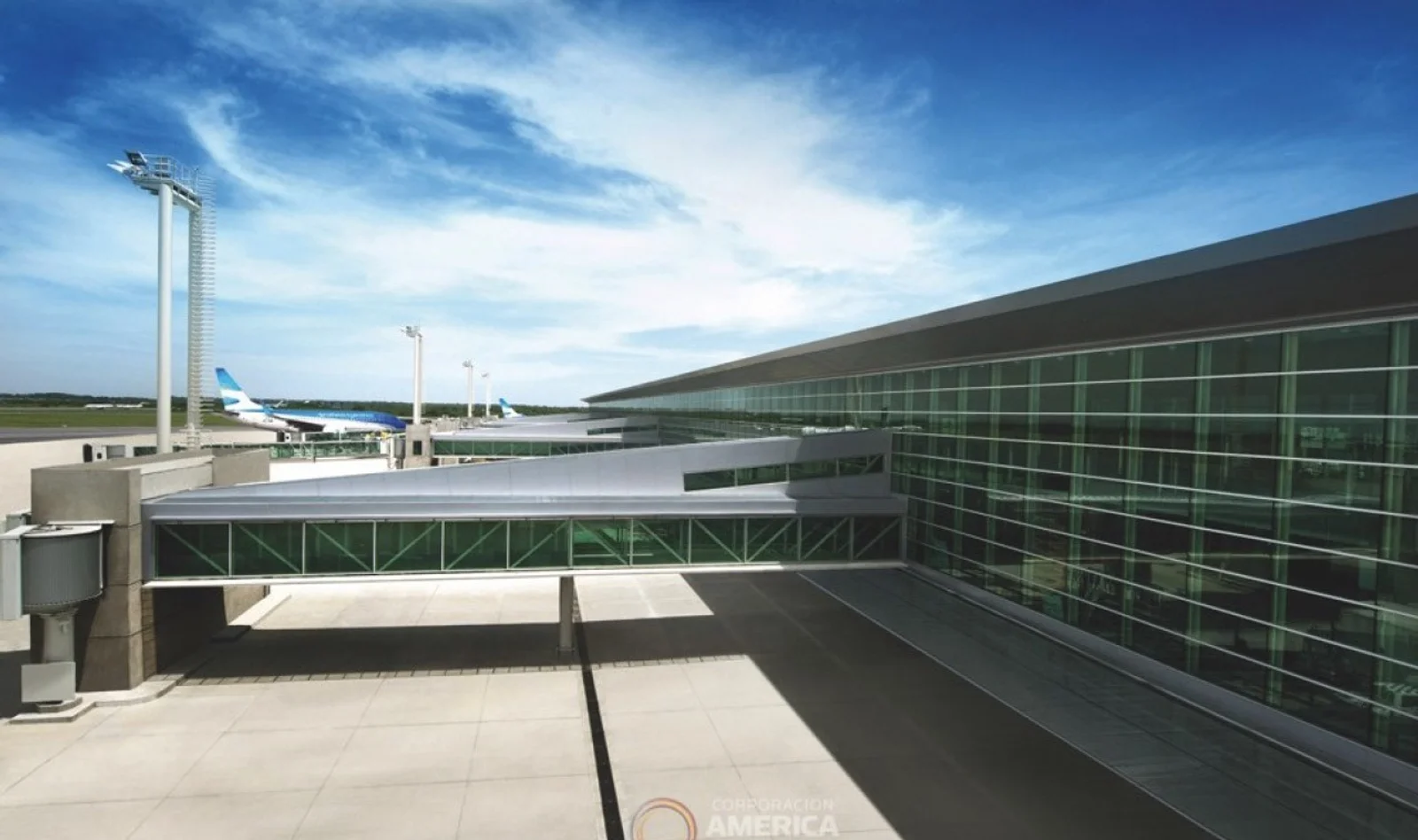 LEADING PRIVATE AIRPORT OPERATOR IN THE WORLD